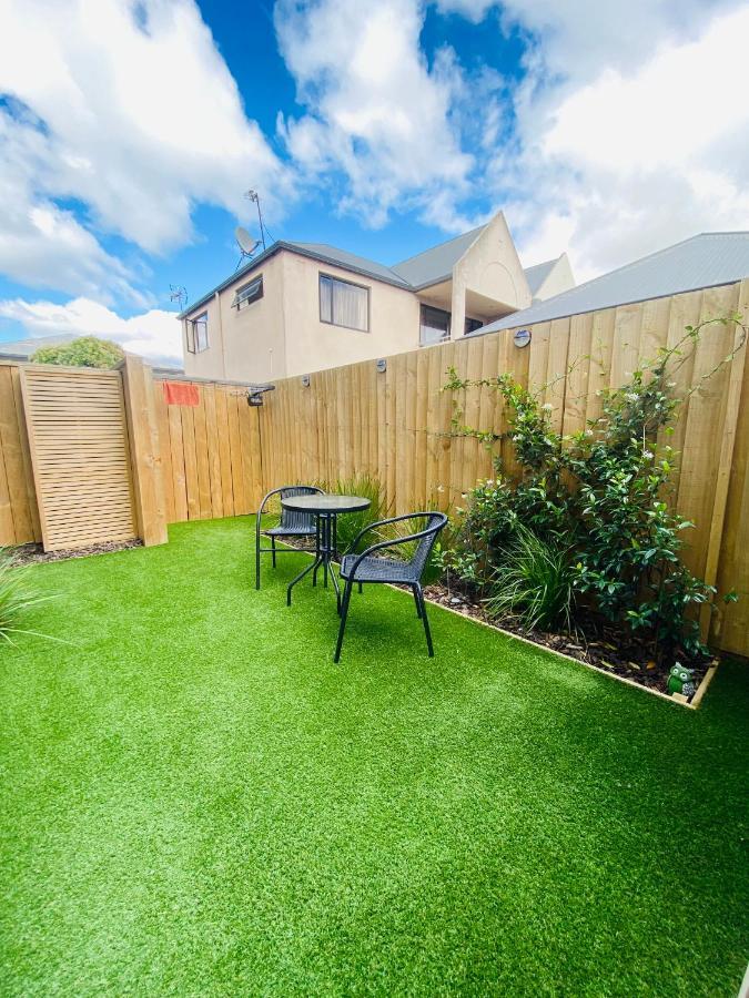 Home Sweet Home Christchurch Centre מראה חיצוני תמונה